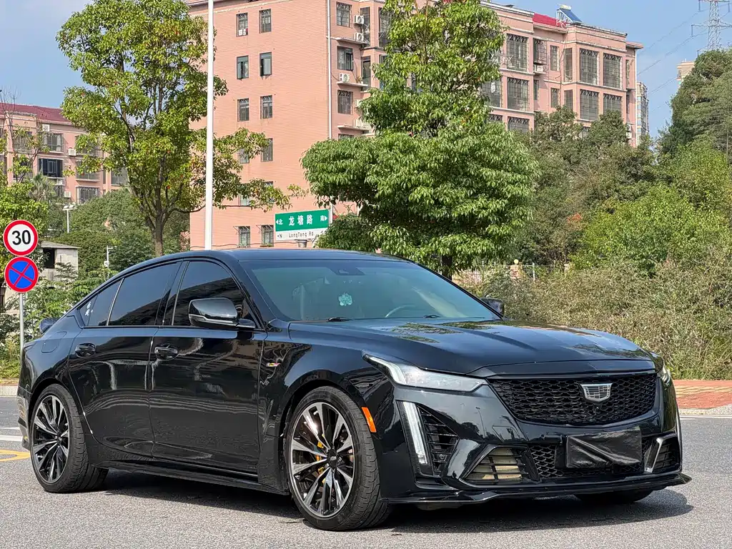 Cadillac CT5 — фото 3
