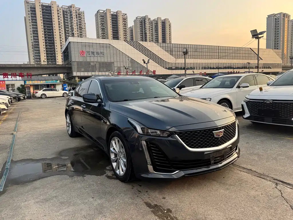 Cadillac CT5 — фото 2