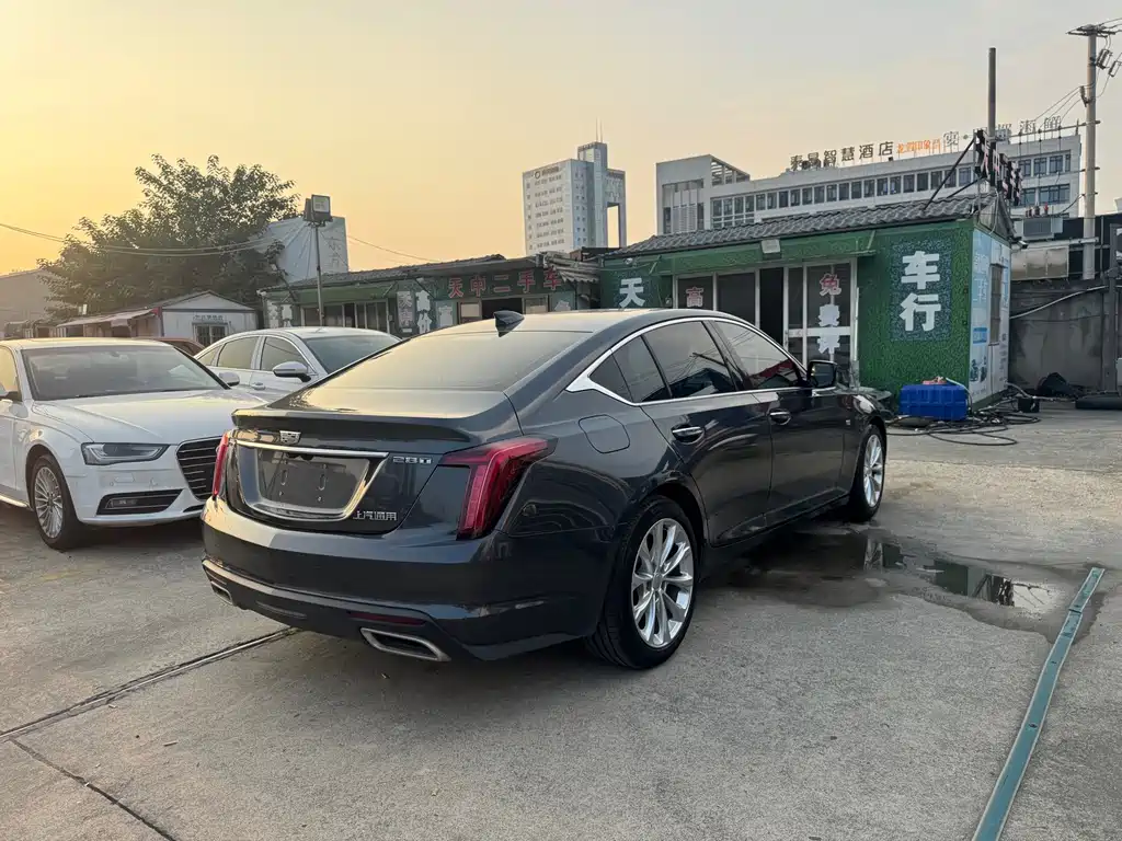 Cadillac CT5 — фото 5