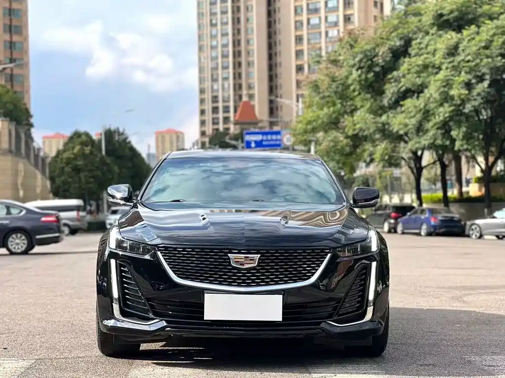 Cadillac CT5 — фото 2