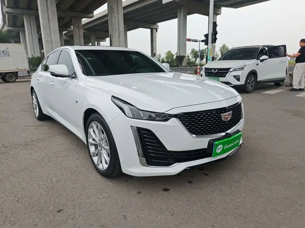 Cadillac CT5 — фото 4