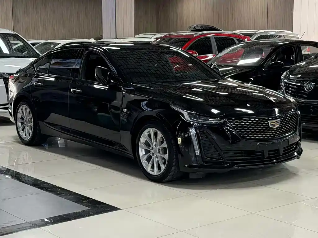Cadillac CT5 — фото 3