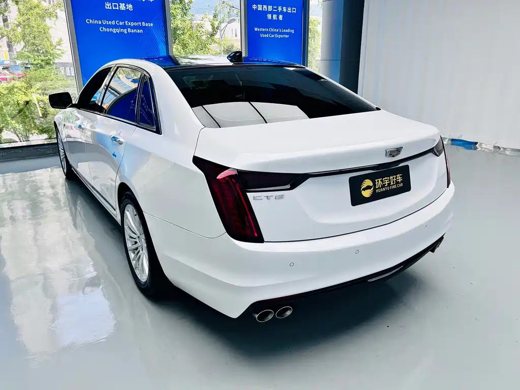 Cadillac CT6 — фото 8