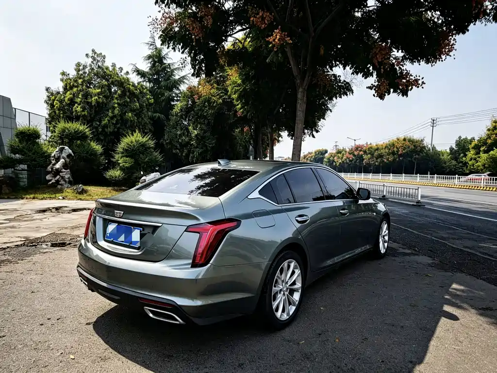 Cadillac CT5 — фото 5