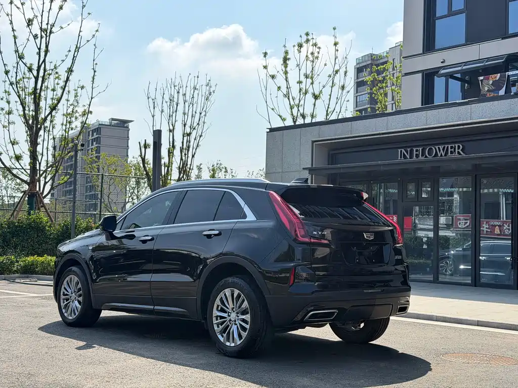 Cadillac XT4 — фото 4