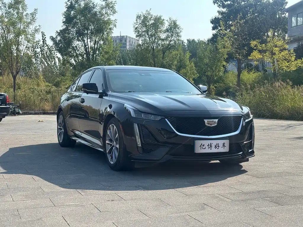 Cadillac CT5 — фото 2