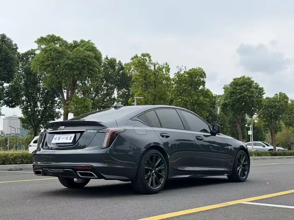 Cadillac CT5 — фото 4