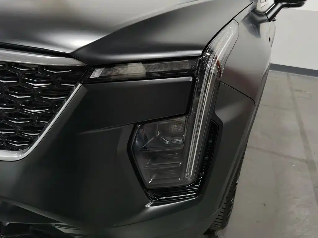 Cadillac XT4 — фото 7