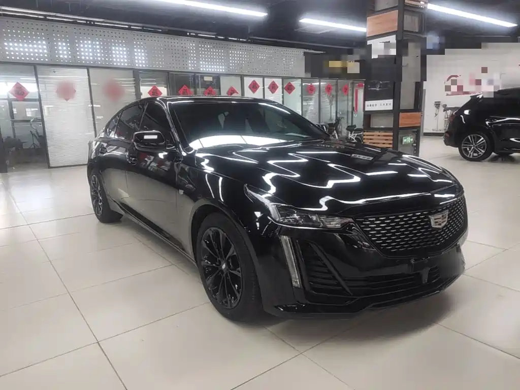 Cadillac CT5 — фото 4
