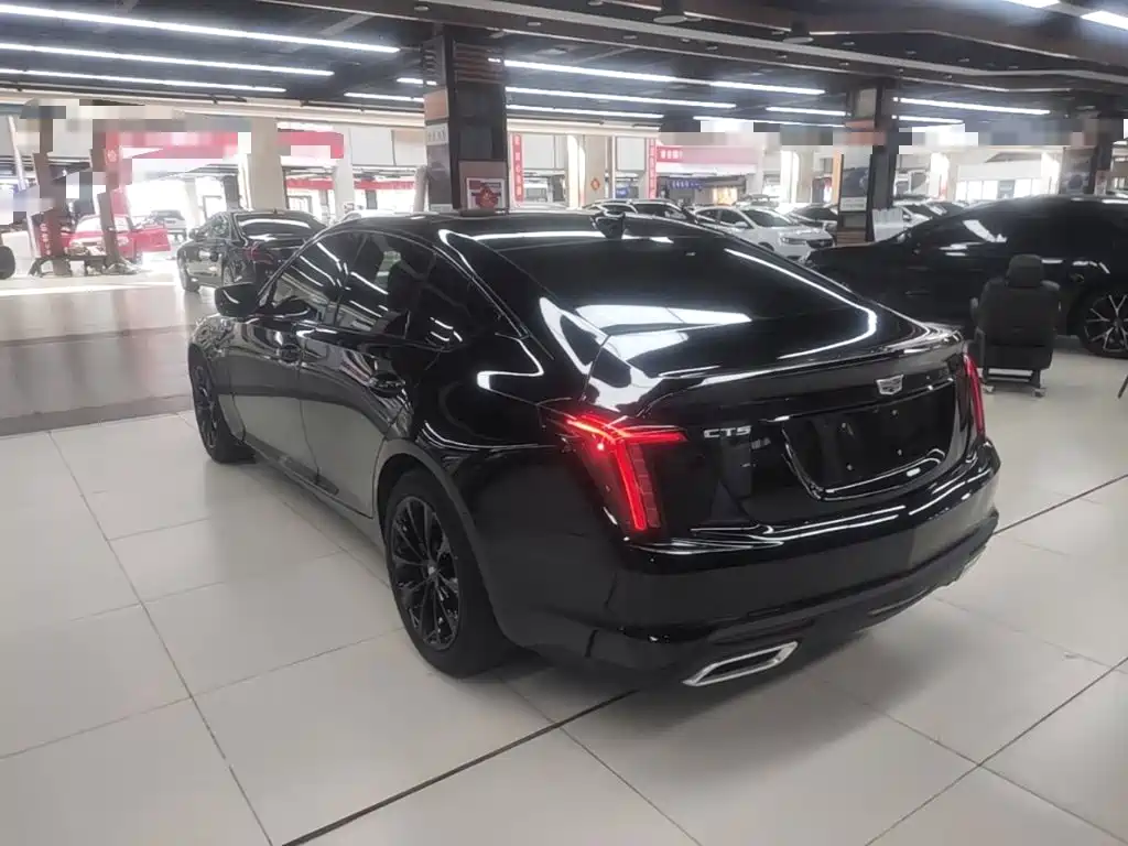 Cadillac CT5 — фото 5