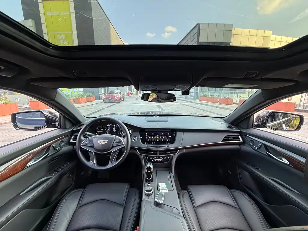Cadillac CT6 — фото 5