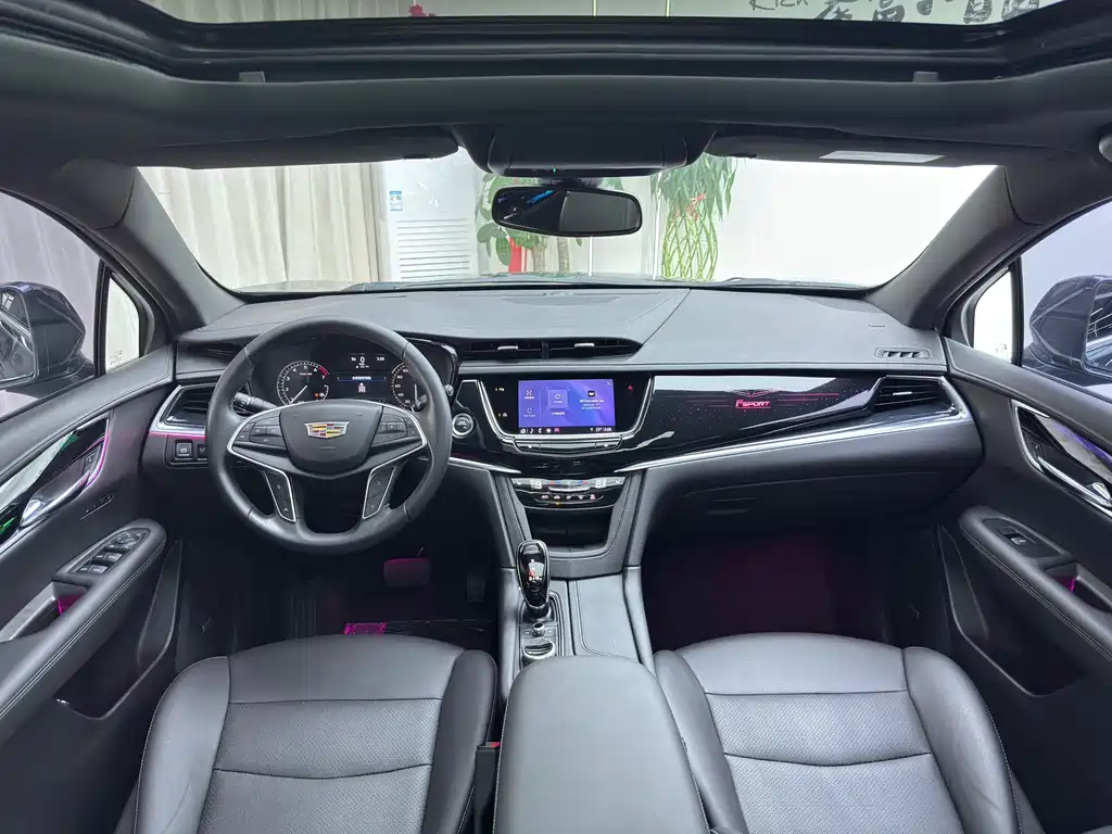 Cadillac XT5 — фото 4