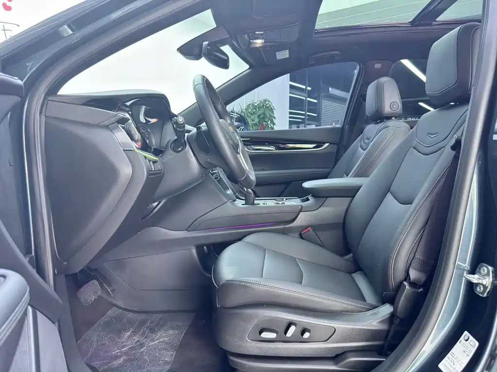 Cadillac XT5 — фото 5
