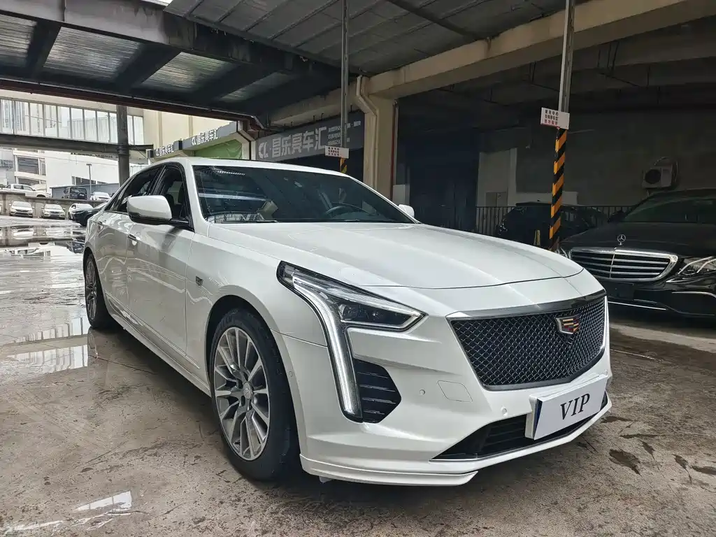 Cadillac CT6 — фото 3