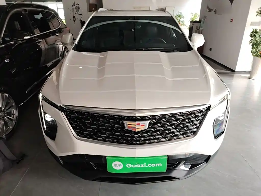 Cadillac XT4 — фото 3