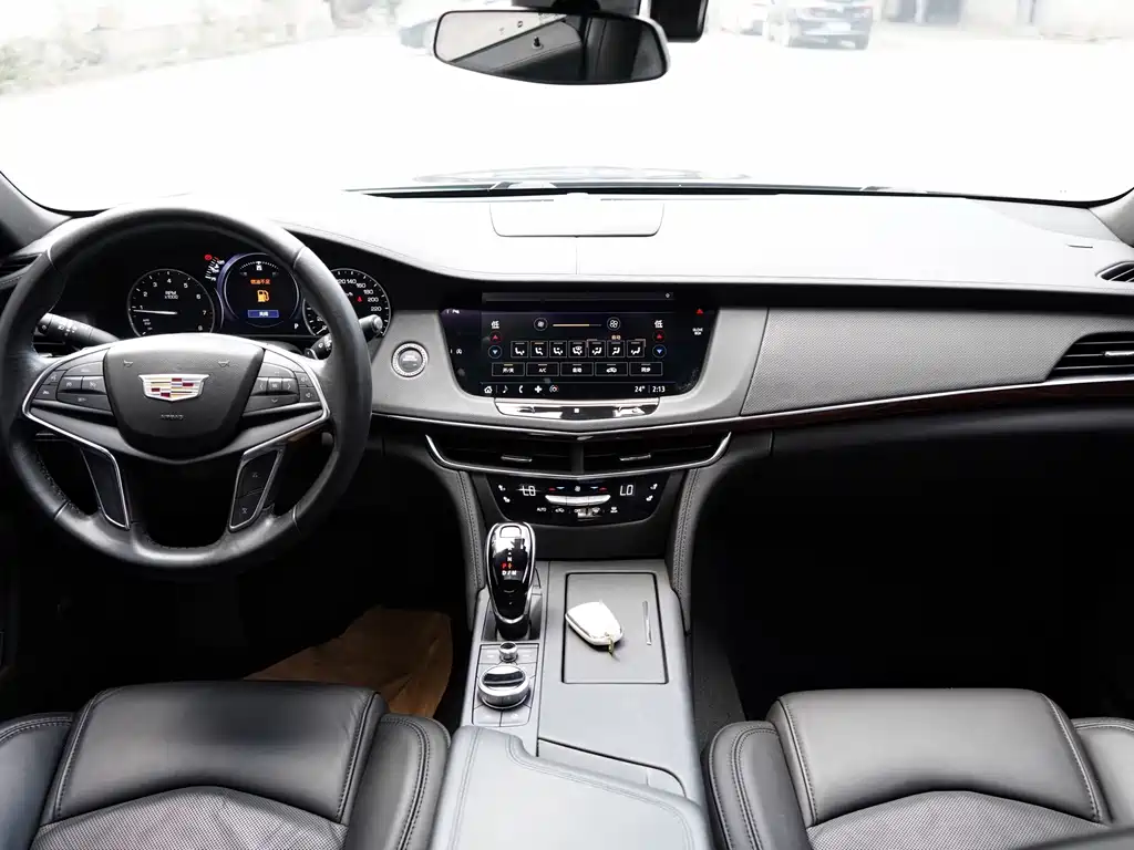 Cadillac CT6 — фото 5