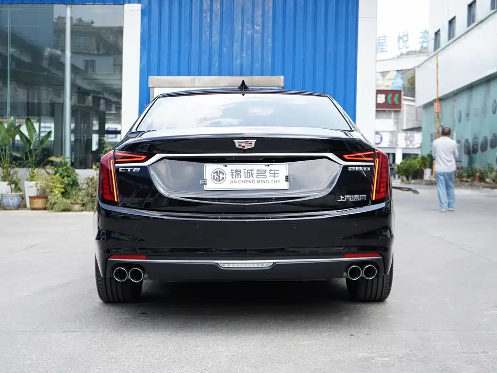 Cadillac CT6 — фото 8