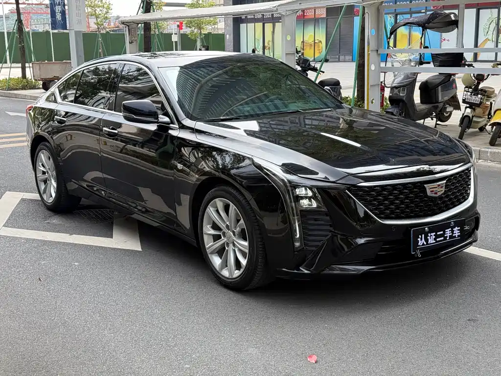 Cadillac CT5 — фото 3