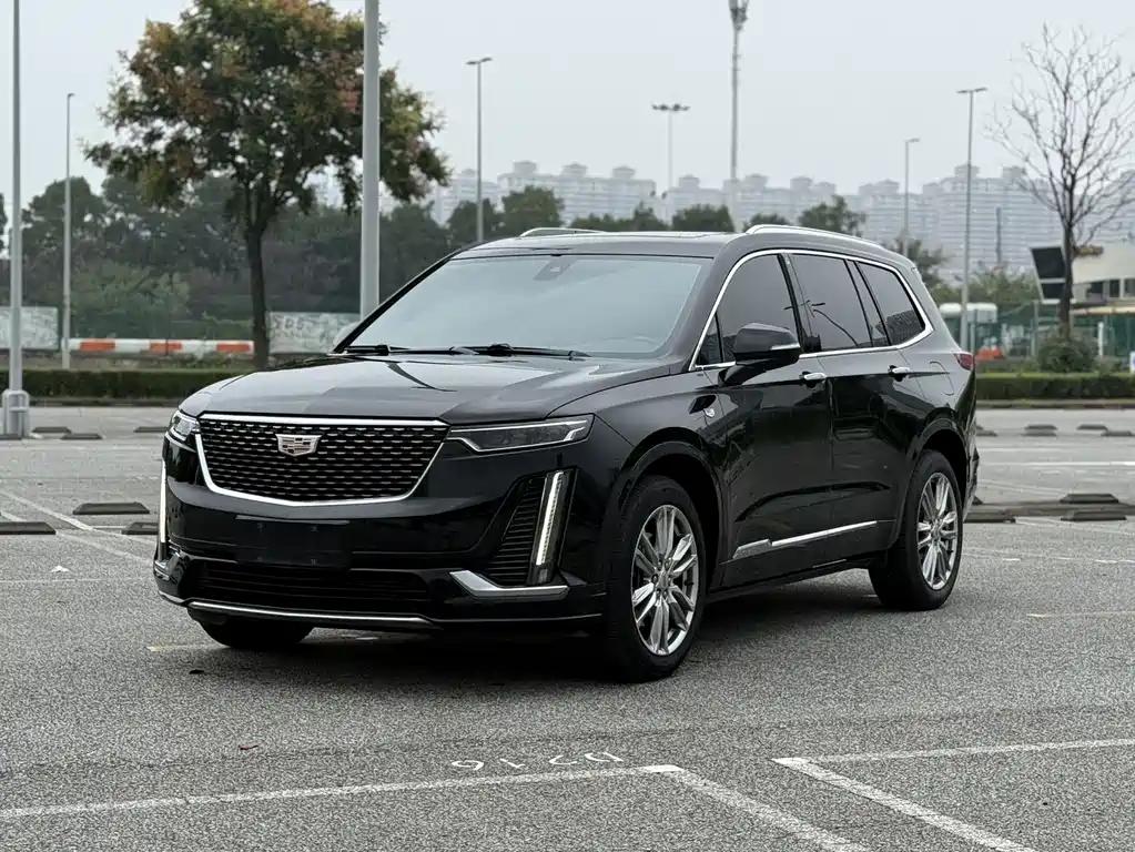 Cadillac XT6 — фото 2