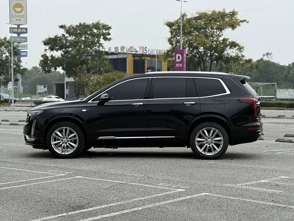 Cadillac XT6 — фото 5