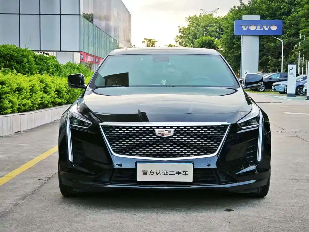 Cadillac CT6 — фото 2