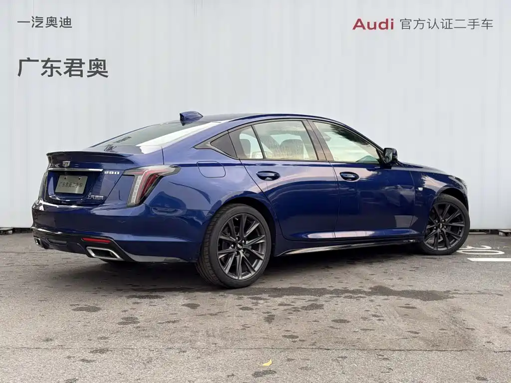 Cadillac CT5 — фото 6