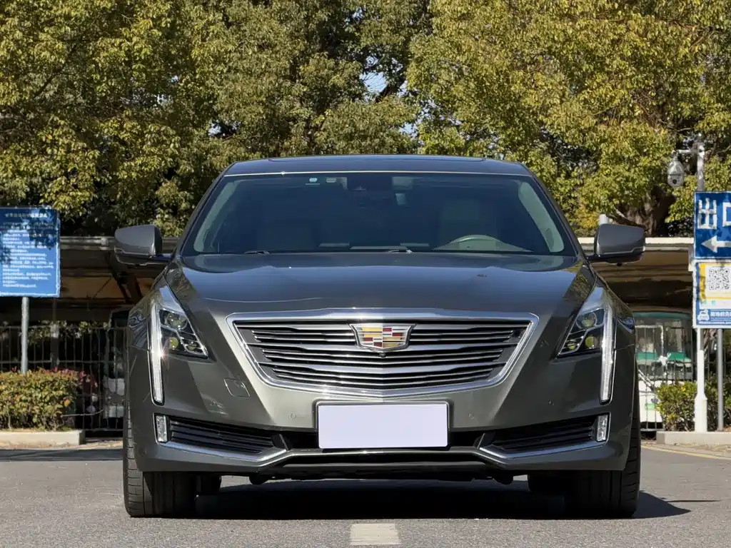 Cadillac CT6 — фото 2