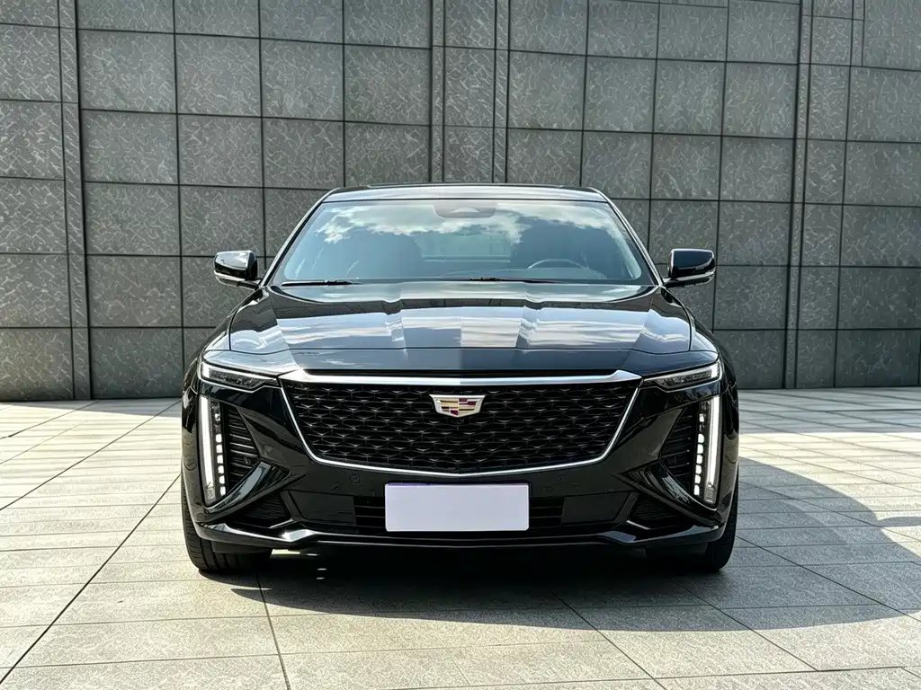 Cadillac CT6 — фото 2