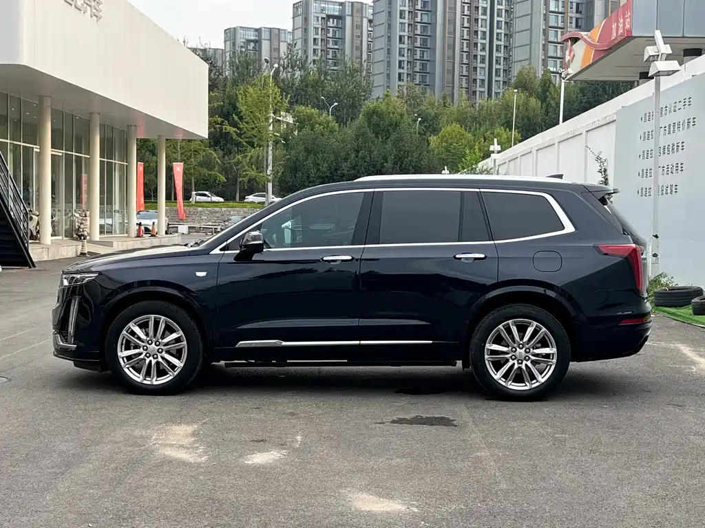 Cadillac XT6 — фото 3