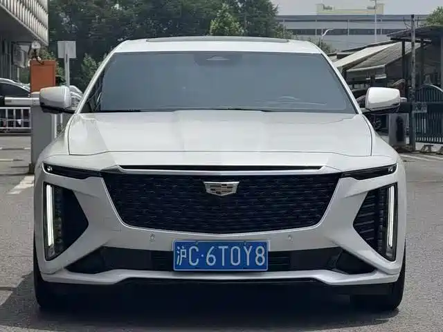 Cadillac CT6 — фото 2