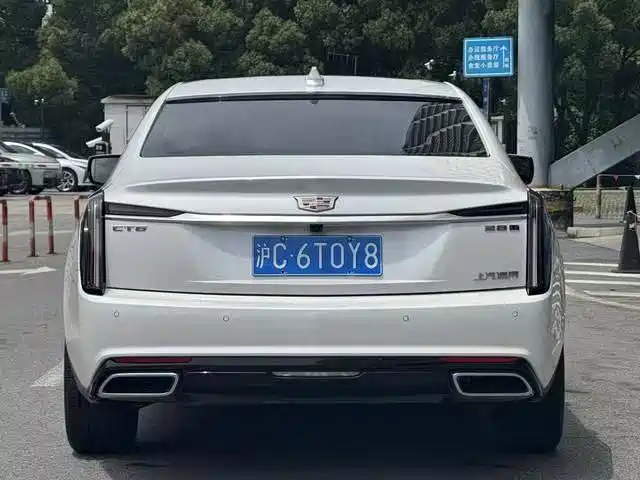 Cadillac CT6 — фото 5
