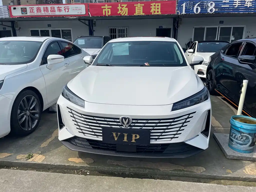 Changan Eado — фото 2