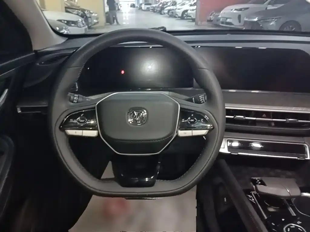 Changan Eado — фото 11