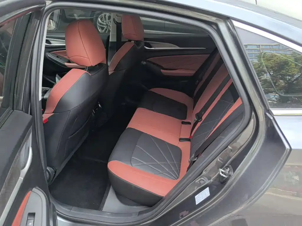 Changan Eado — фото 17