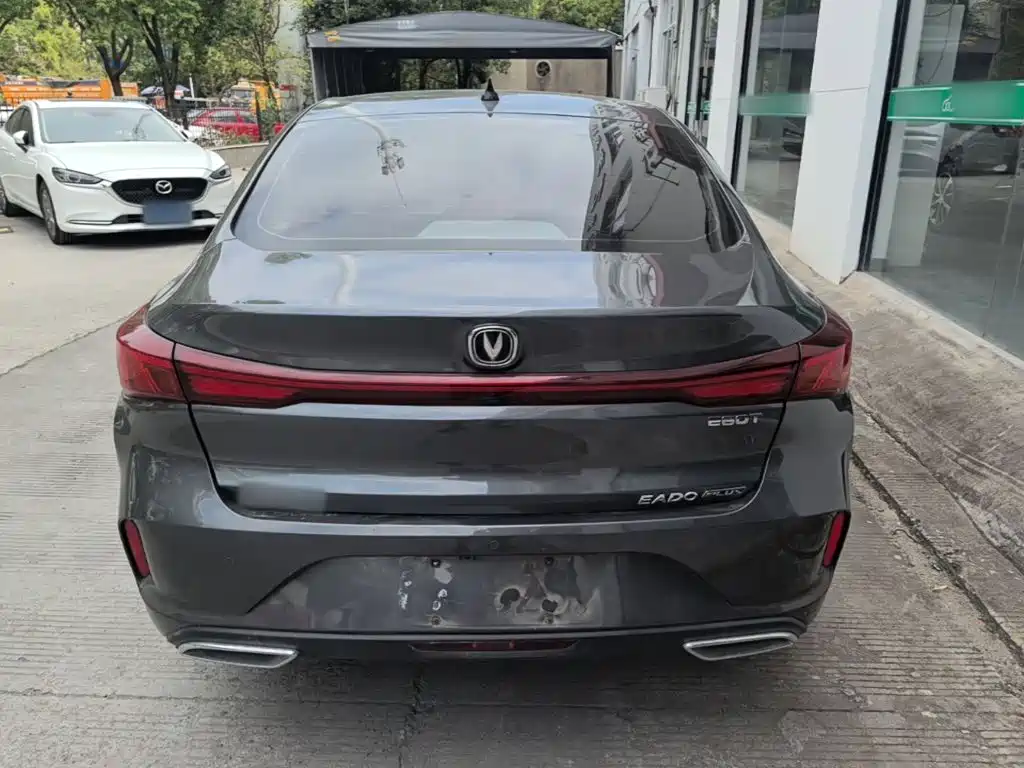 Changan Eado — фото 6