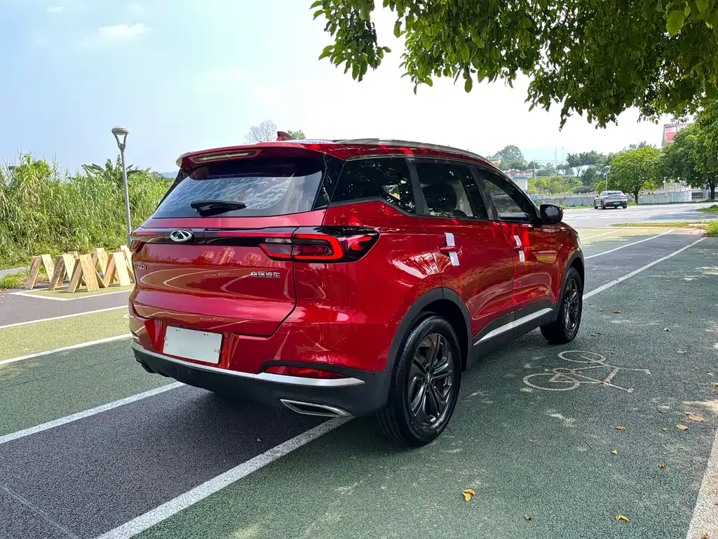 Chery Tiggo 7 — фото 8