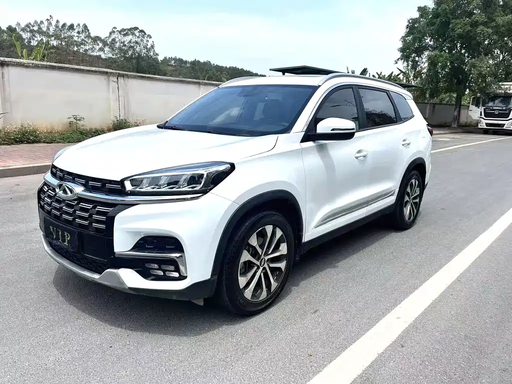 Chery Tiggo 8 — фото 2