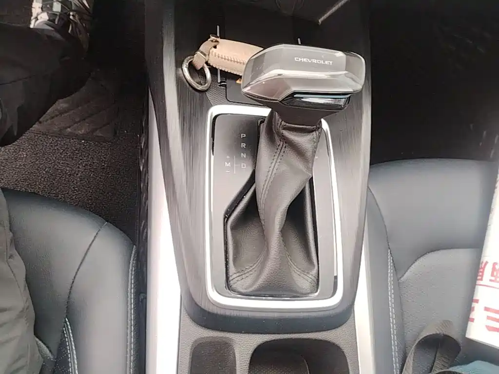 Chevrolet Monza — фото 14