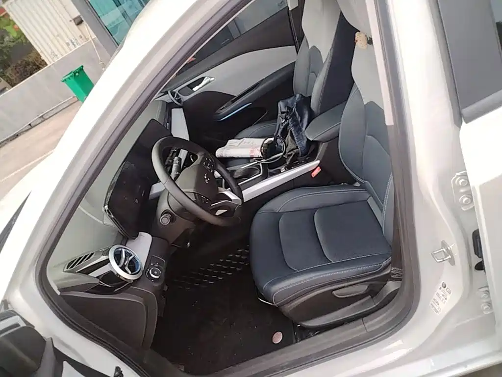Chevrolet Monza — фото 15