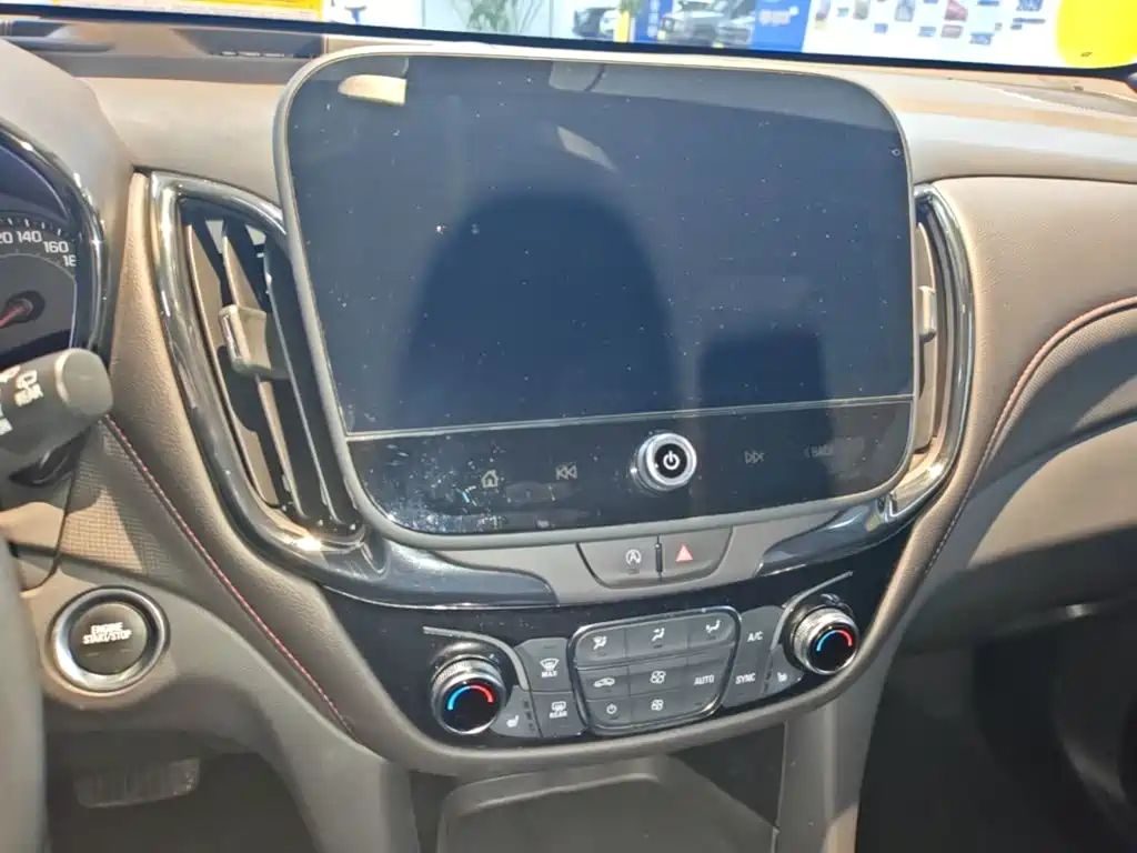 Chevrolet Equinox — фото 13