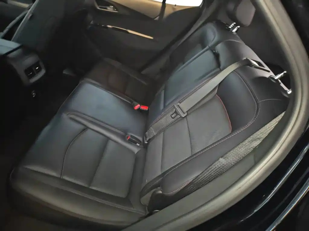 Chevrolet Equinox — фото 17