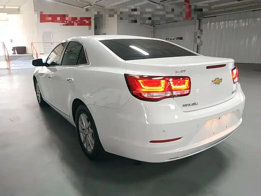 Chevrolet Malibu — фото 5