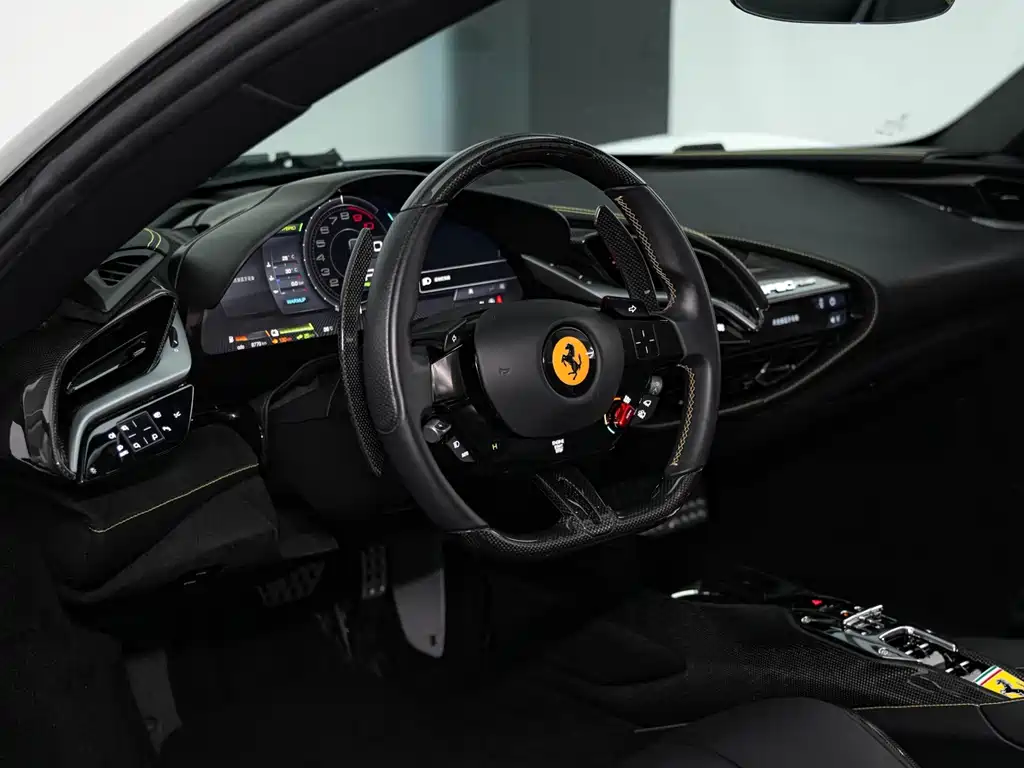 Ferrari SF90 — фото 15