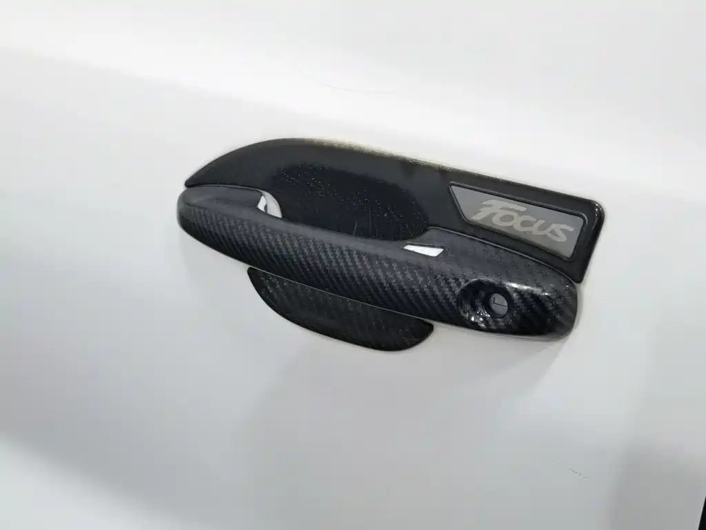 Ford Focus Active — фото 18