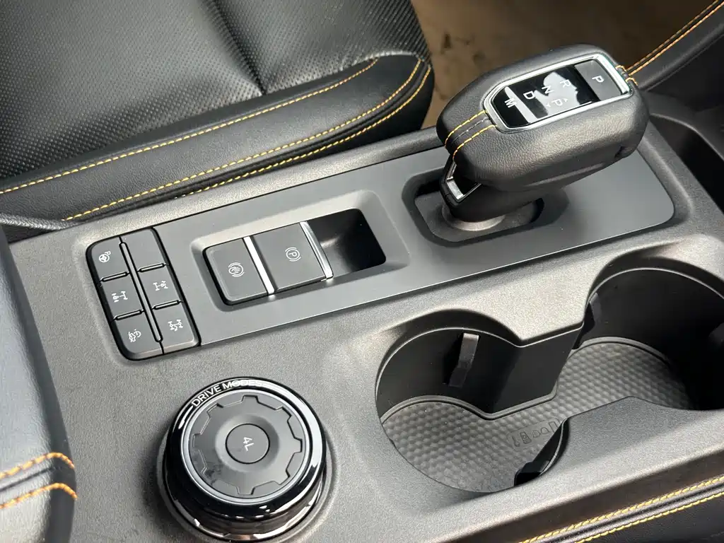 Ford Ranger — фото 10