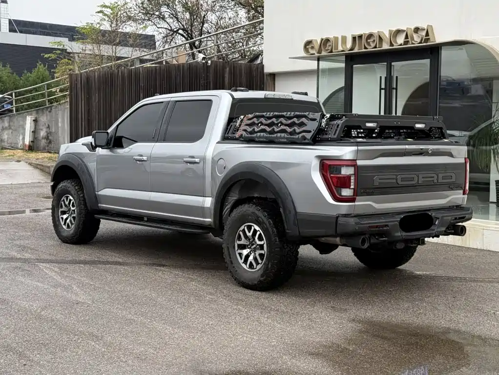 Ford F-150 Raptor — фото 11