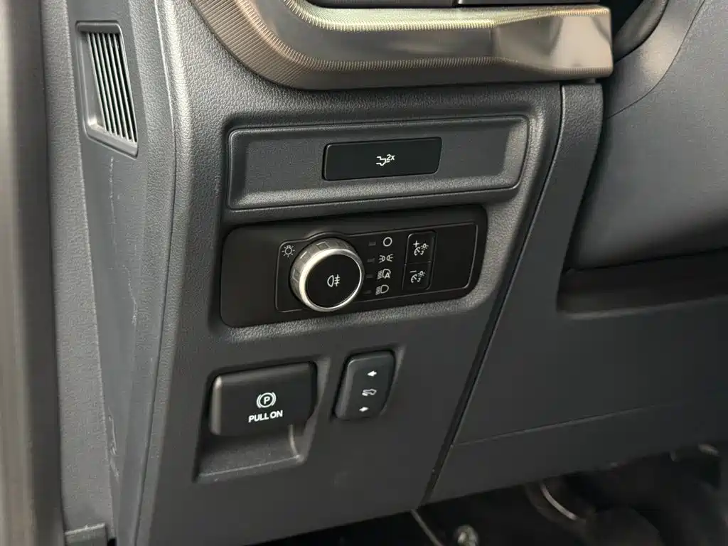 Ford F-150 Raptor — фото 17