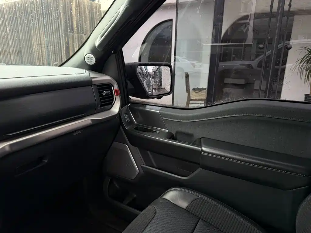 Ford F-150 Raptor — фото 22