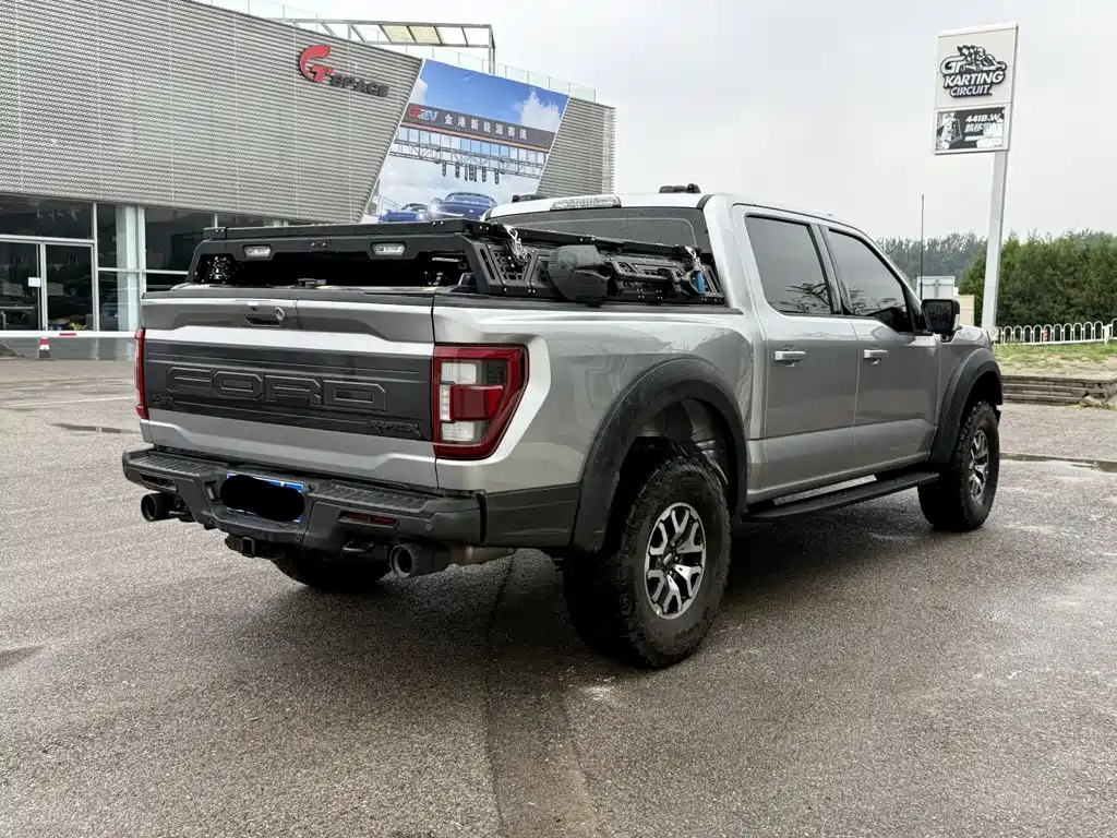 Ford F-150 Raptor — фото 10
