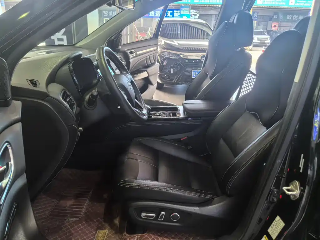 GAC Motor Trumpchi GS8 — фото 5